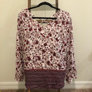 Off-White/Red Floral Blouse - Women’s L/S Shirt